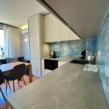 Comfortable 2 Bedroom In Sirena By Menada דירה סבטי ולאס