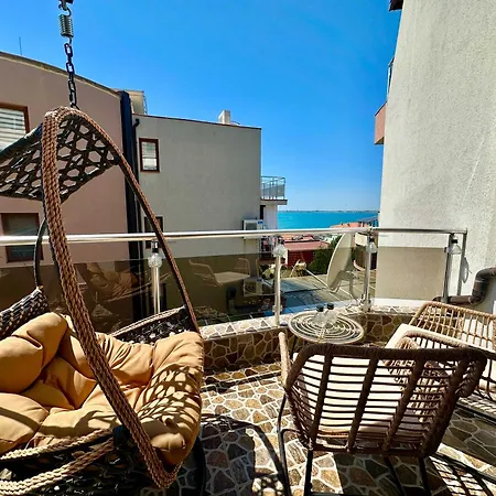 Comfortable 2 Bedroom In Sirena By Menada דירה