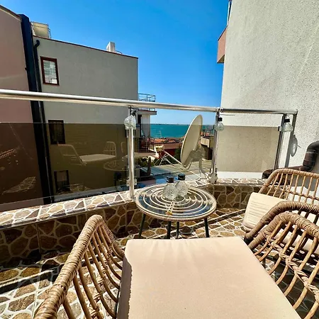 Comfortable 2 Bedroom In Sirena By Menada דירה סבטי ולאס