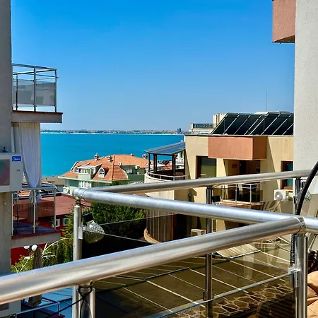 Comfortable 2 Bedroom In Sirena By Menada דירה